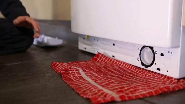 Натрупване на вода в тигана Натрупване на вода в тигана
