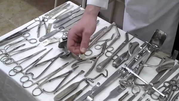Хирургически инструменти Хирургически инструменти