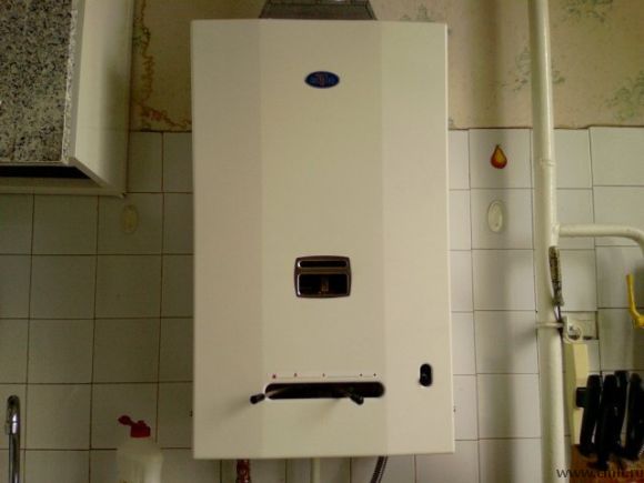 Газова колонка в кухнята