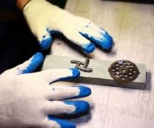  Заточване на нож в месомелачка