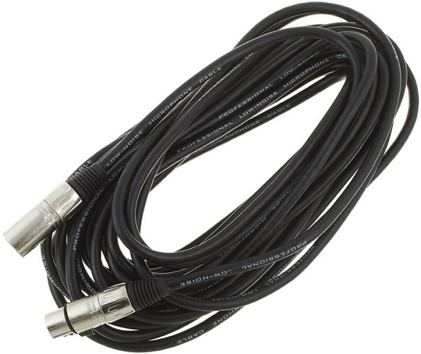 XLR кабел