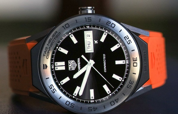  Екран за таг Heuer Modular 45
