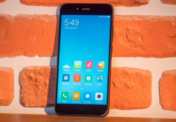 Xiaomi Mi 5 X екран