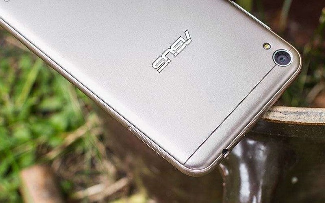 Asus Zenfone камера на живо