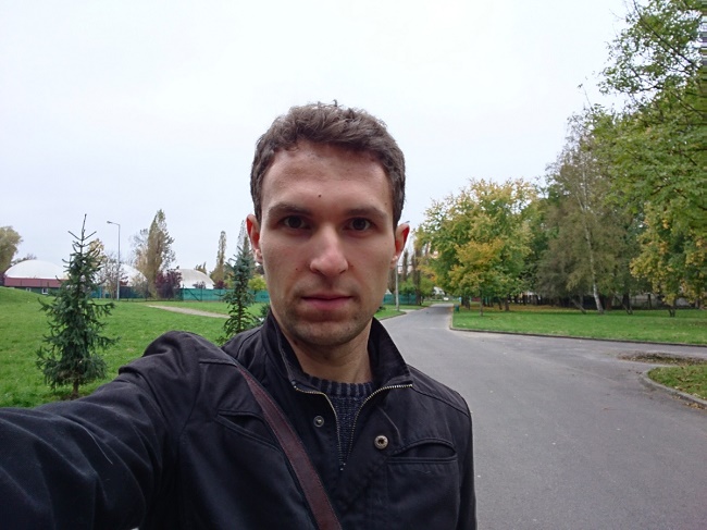 Примерна снимка 3 фронтална