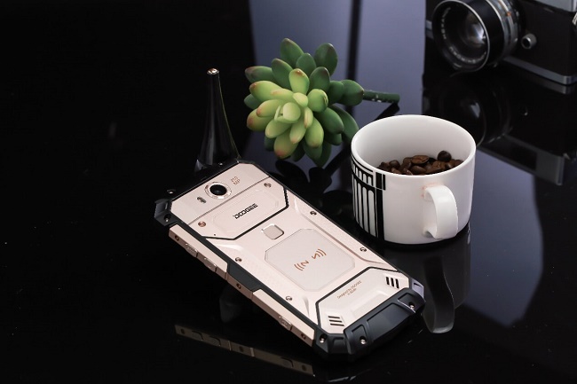 Doogee s60